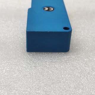WENGLOR HN22PA3 REFLEX SENSOR WITH BACKGROUND SUPPRESSION 10-30VDC