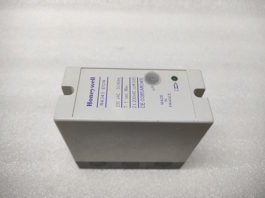 HONEYWELL R4343-E1014 FLAME RELAY 230VAC