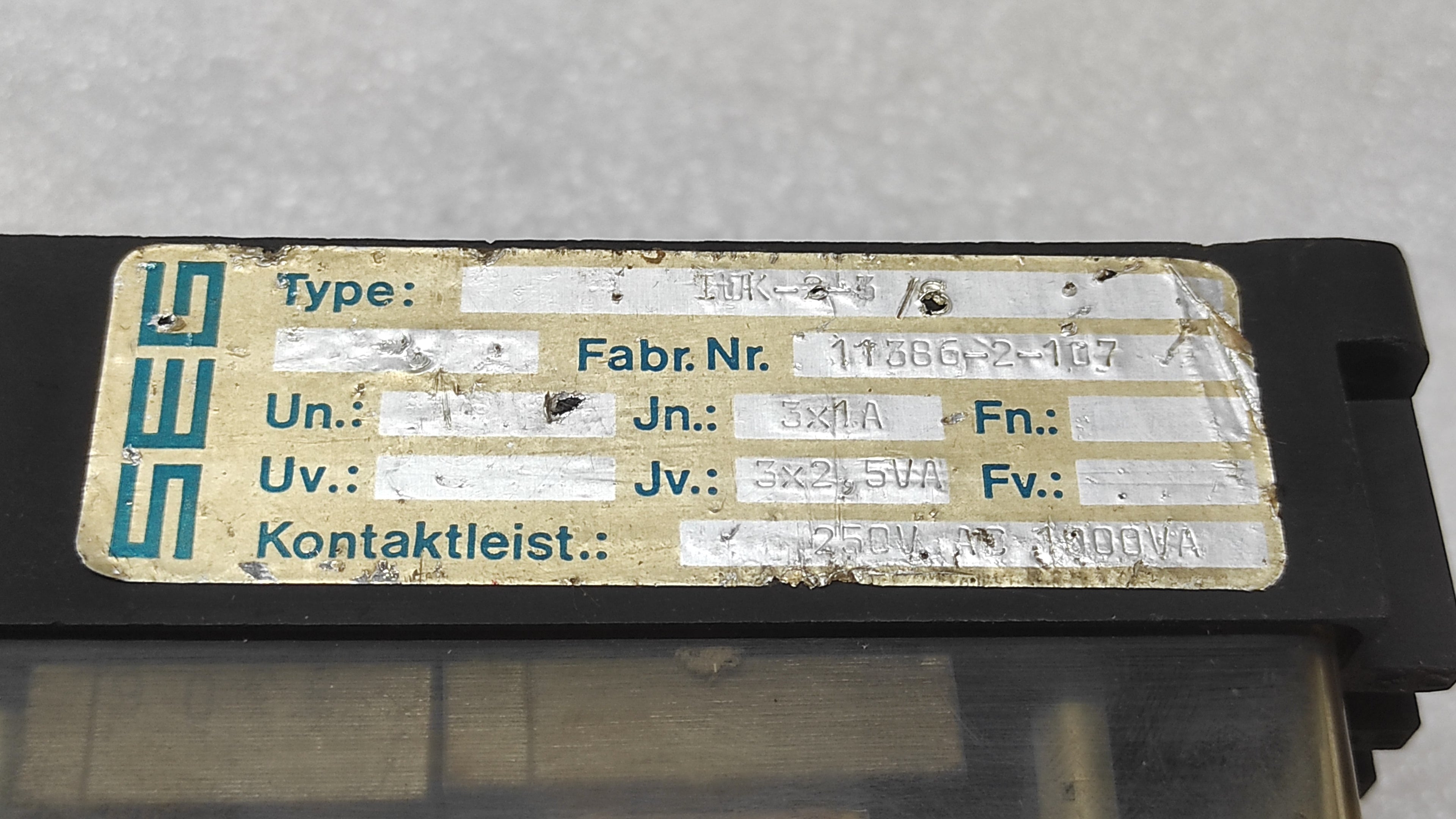 SEG STROMRELAIS IWK 2-3 CURRENT RELAY 11386-2-107 250VAC 1000VA