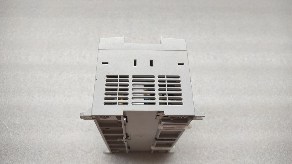 ALLEN BRADLEY CAT 1766-L32BXB MICROLOGIX 1400 32-POINT CONTROLLER 70595