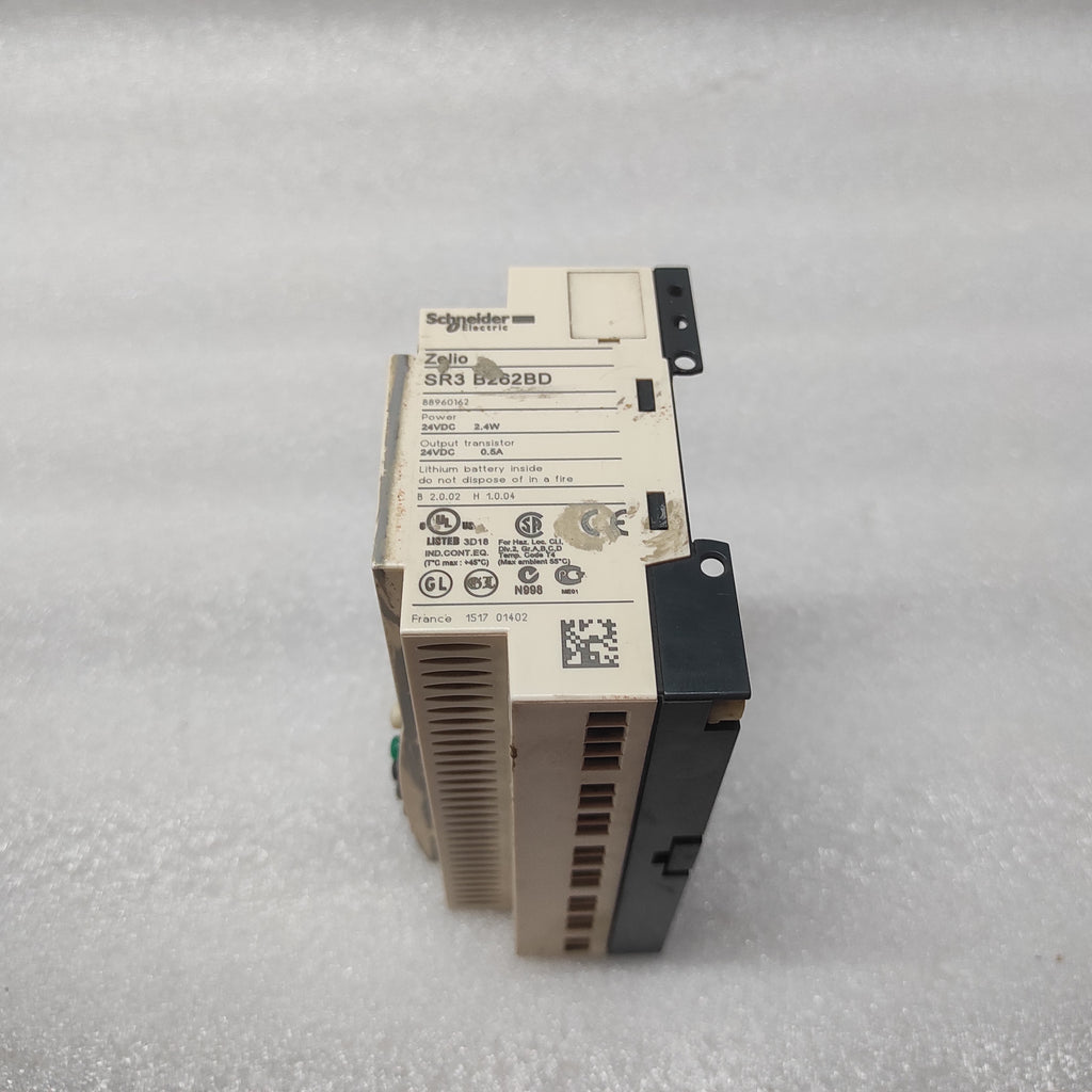 SE ZELIO SR3B262BD LOGIC RELAY 88960162 24VDC