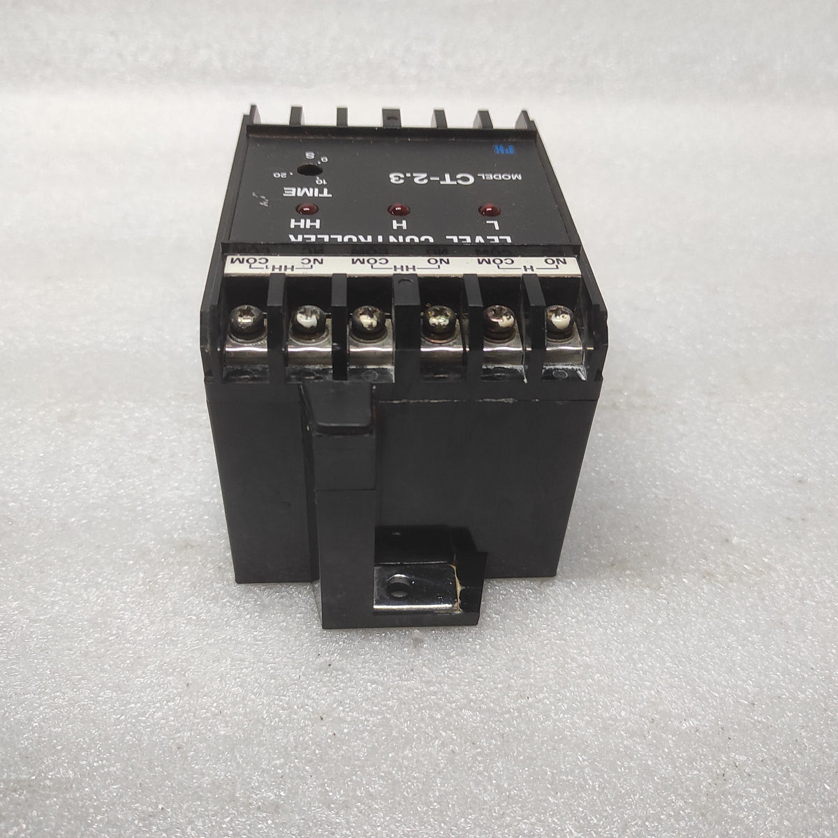 FELLOW KOGYO CT-2.3 LEVEL CONTROLLER 100-110/200-220V
