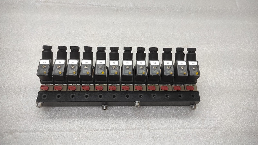 BURKERT 6012 T 1.2 FKM PA FLUID CONTROL SYS VALVE 24VDC LOT OF 12 UNIT