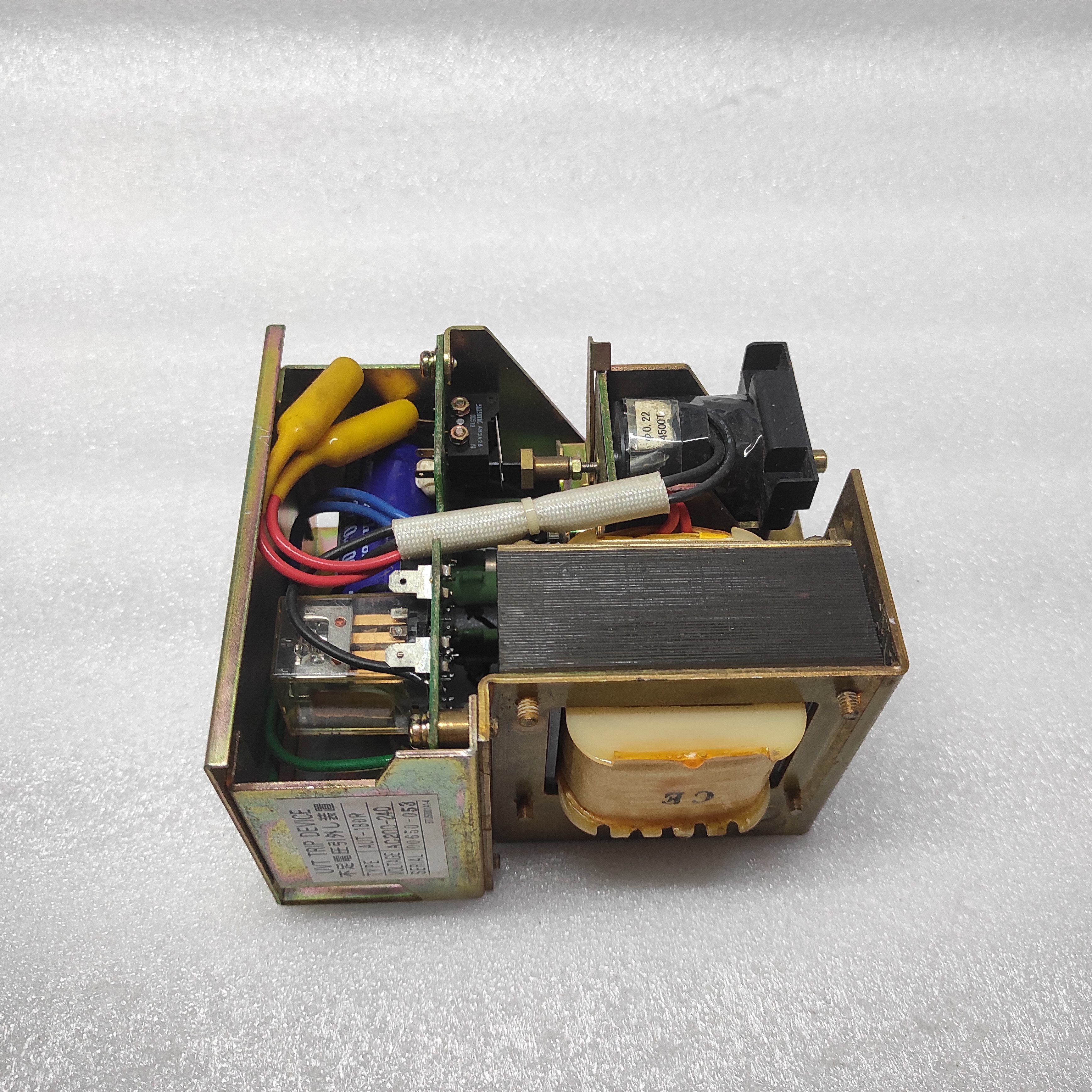 TERASAKI AUT-1BDR UVT TRIP DEVICE 200-240VAC