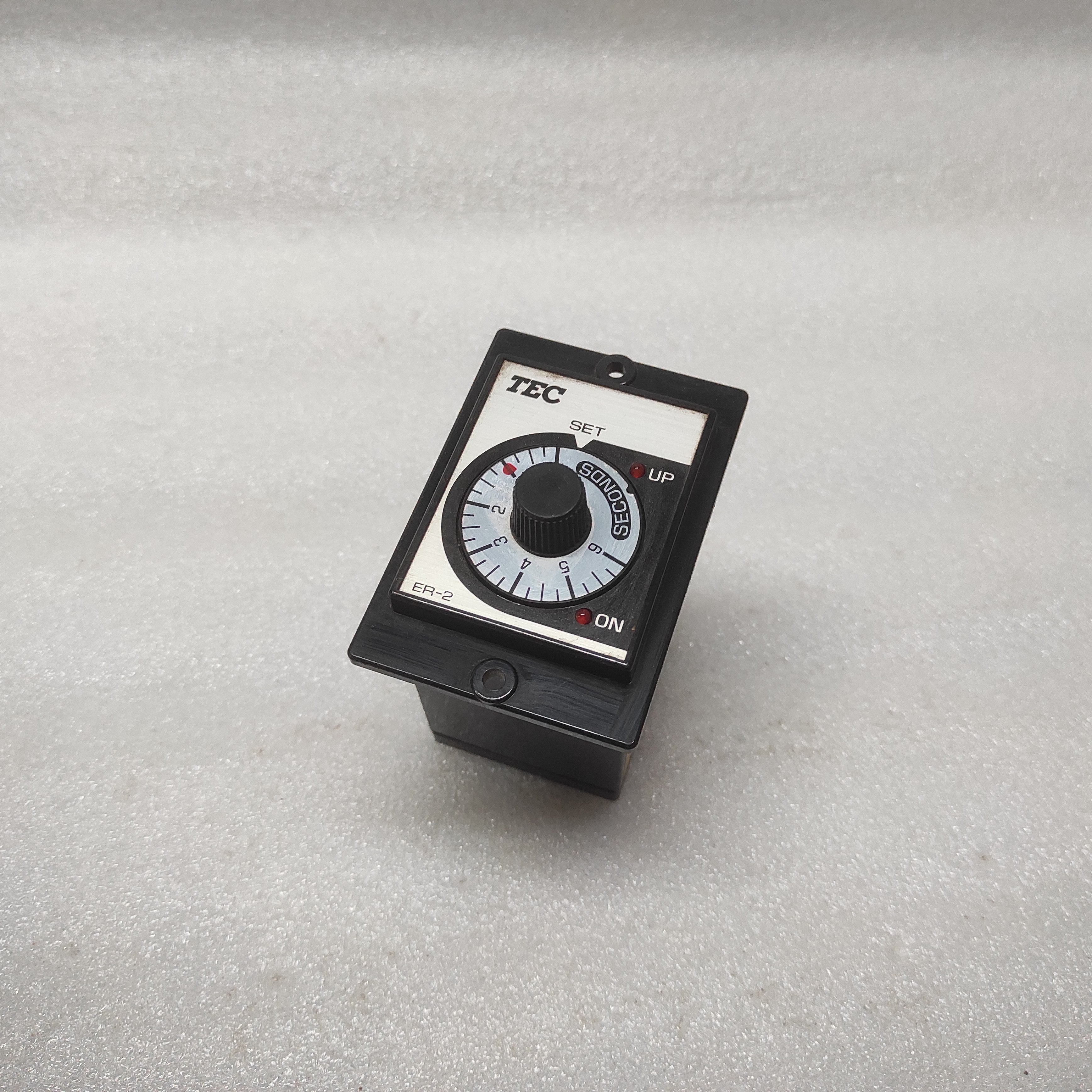 TEC ER-2 TIME DELAY RELAY 24VDC ER2206SC
