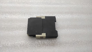TELEMECANIQUE RE4 RM11BU TIME DELAY  RELAY 09969 110-240V/24V/42-48V  0.05S-300H