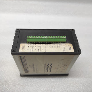 LOVATO ELECTRONIC DIVISION RVT 3-PH VOLT METER 110