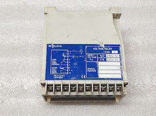 SELCO T3100-00 VOLTAGE RELAY 240VAC