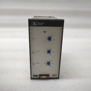 LOVATO ELECTRONIC DIVISION RVT 3-PH VOLT METER 110