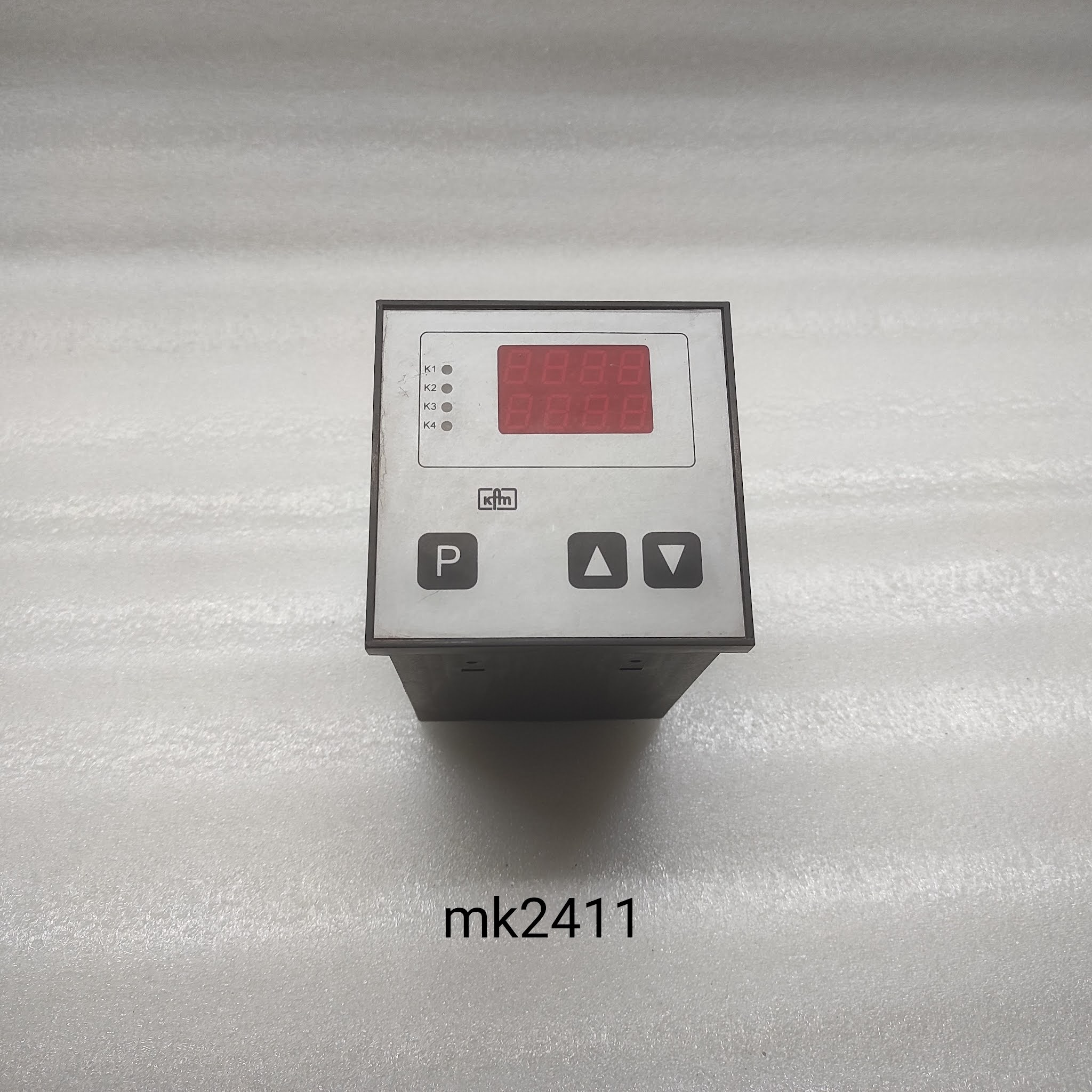 KFM 92200 INDUSTRY CONTROLLER R21507100 100-250V 5A 0-400'C PT100
