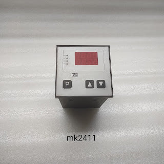 KFM 92200 INDUSTRY CONTROLLER R21507100 100-250V 5A 0-400'C PT100