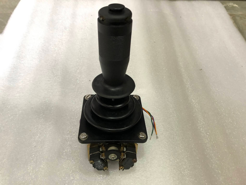 OEM CONTROLS JS6M15626 VARCO 3017249010 ROTARY ACTUATED PUSHBUTTON QAI3049 001