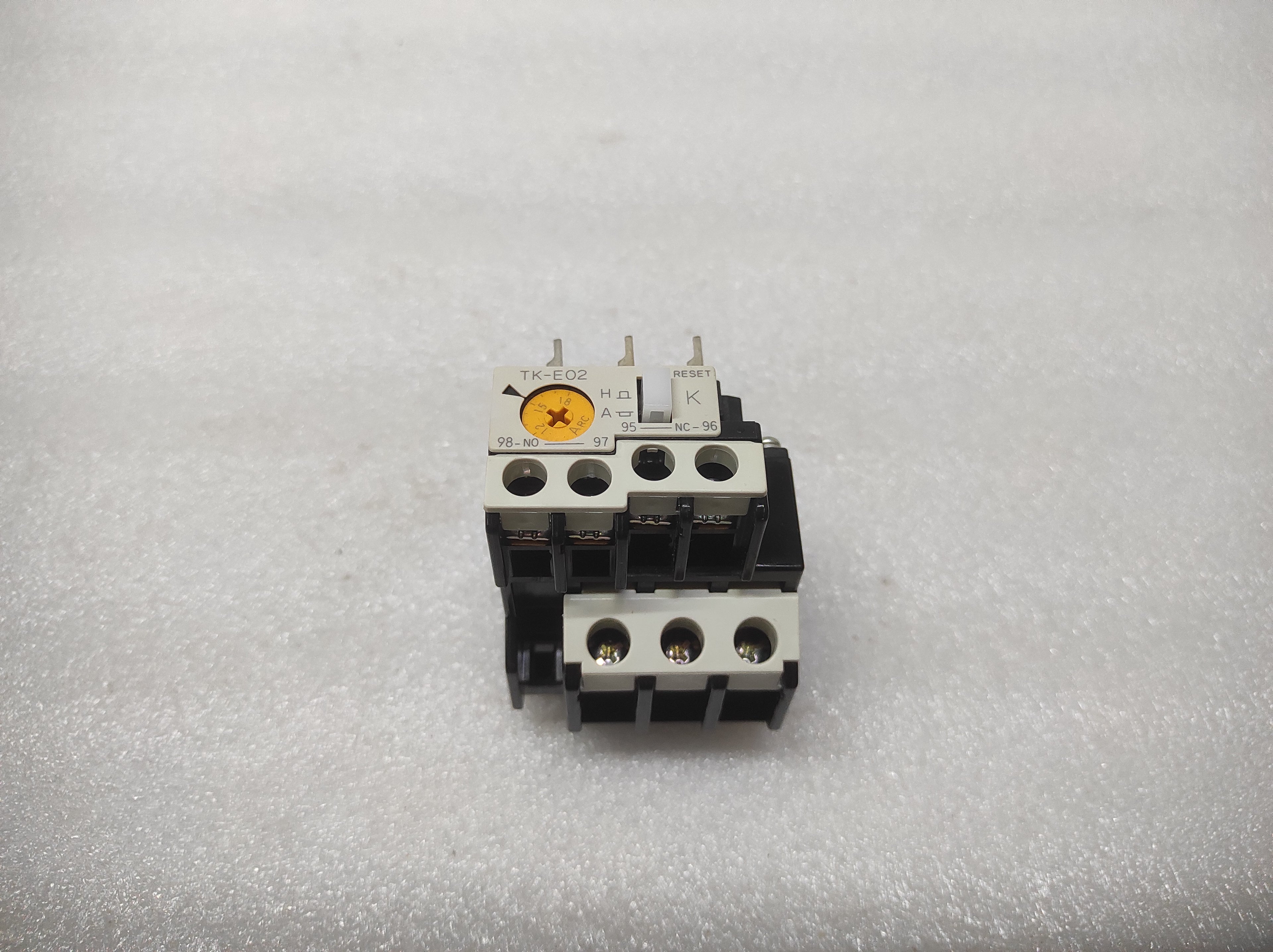 FUJI TK-E02 THERMAL OVERLOAD RELAY 12-18A TK22E