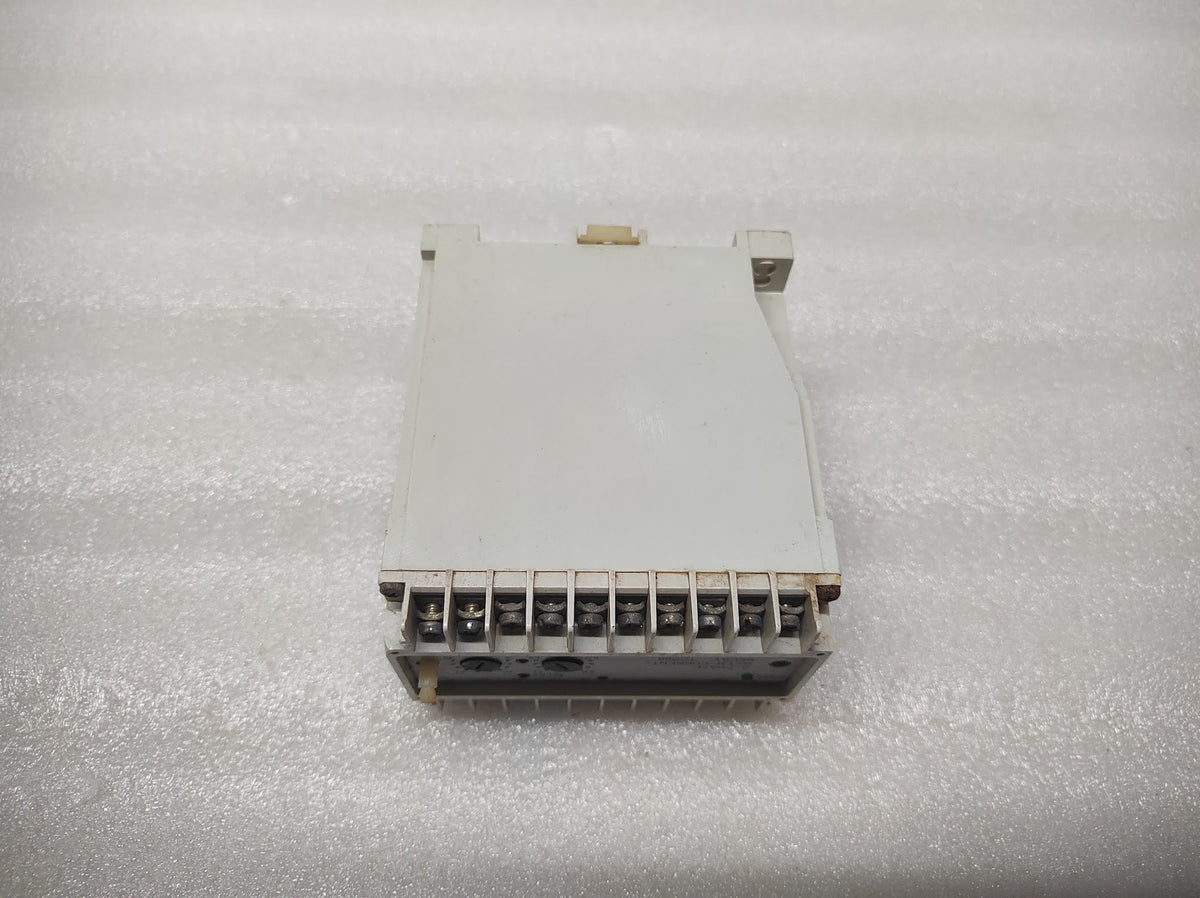 SELCO T2200-13 3-PHASE OVERCURRENT RELAY 240VAC