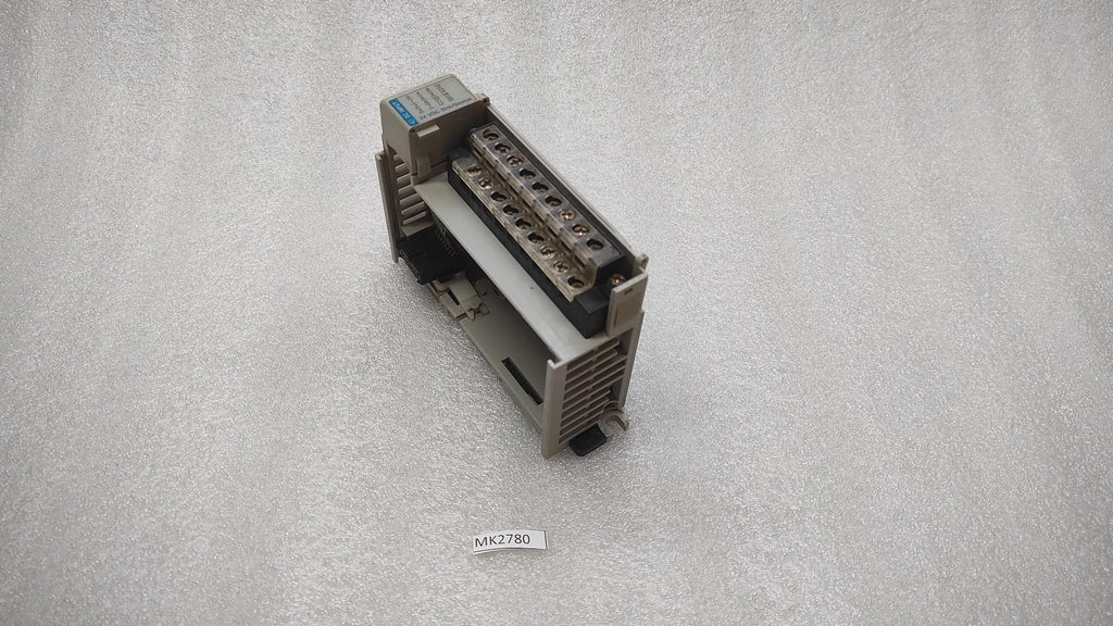 ALLEN BRADLEY CAT 1769-IQ16 COMPACT I/O MODULE