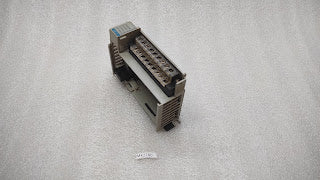 ALLEN BRADLEY CAT 1769-IQ16 COMPACT I/O MODULE
