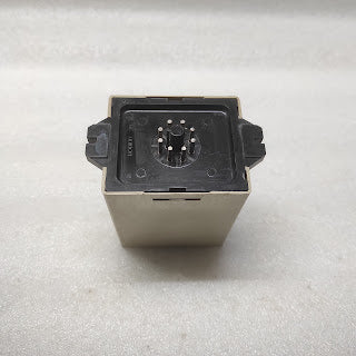 OMRON SDV-FL2 VOLTAGE SENSOR 24VDC