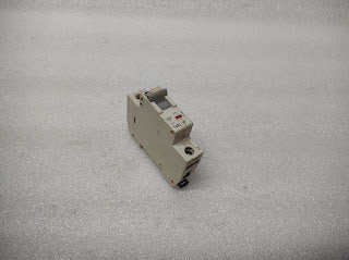 ALLEN BRADLEY CAT 1492-SP1C020 CIRCUIT BREAKER