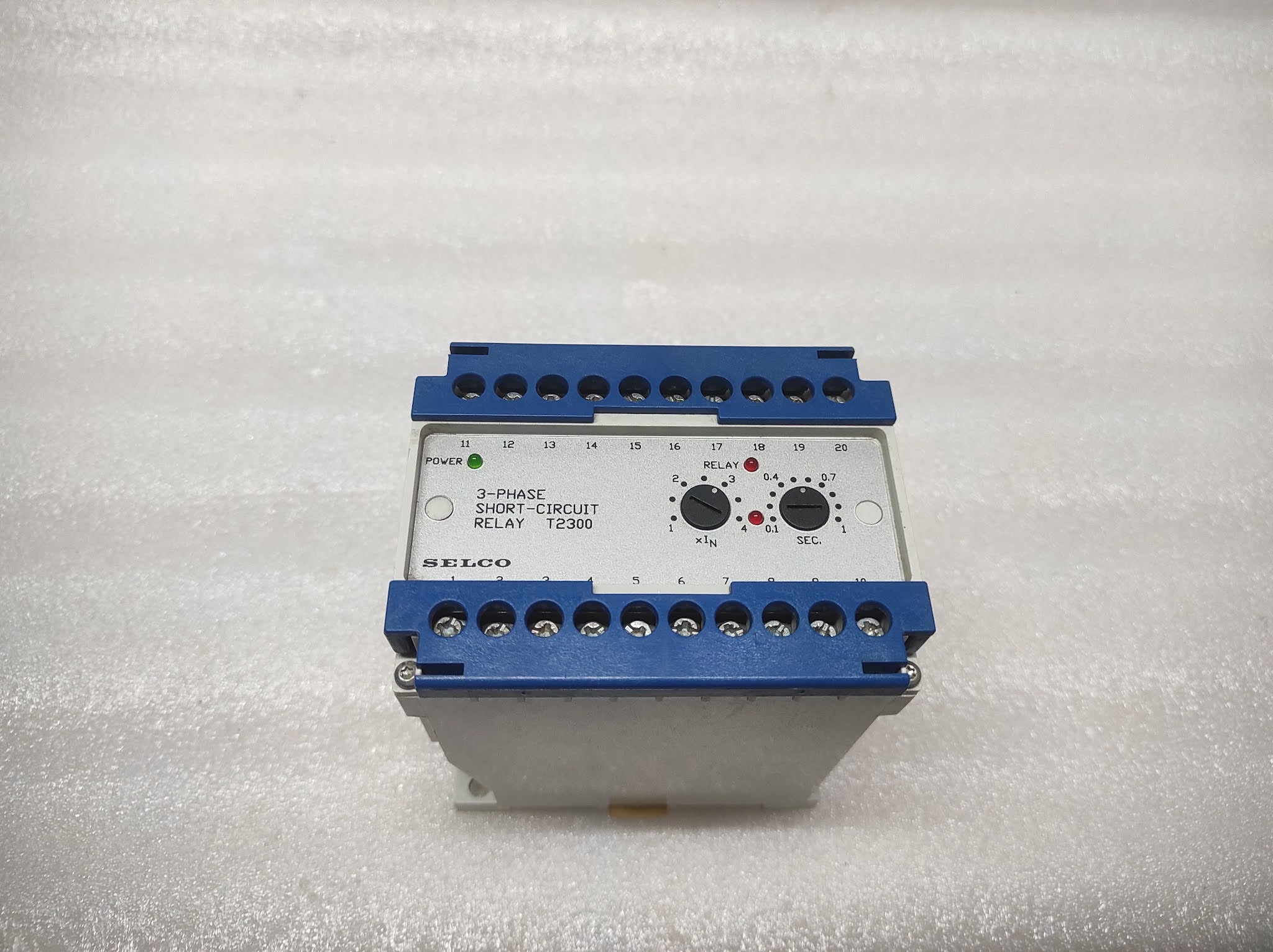 SELCO T2300-01 3-PHASE SHORT CIRCUIT RELAY 450VAC
