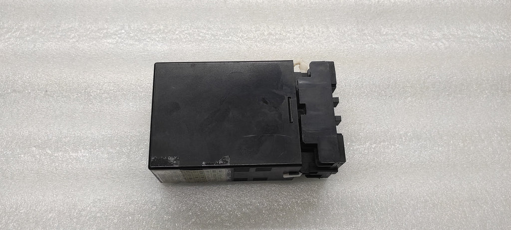 KYUNG KP200-52P-52-52 SIGNAL CONVERTER 110/220VAC