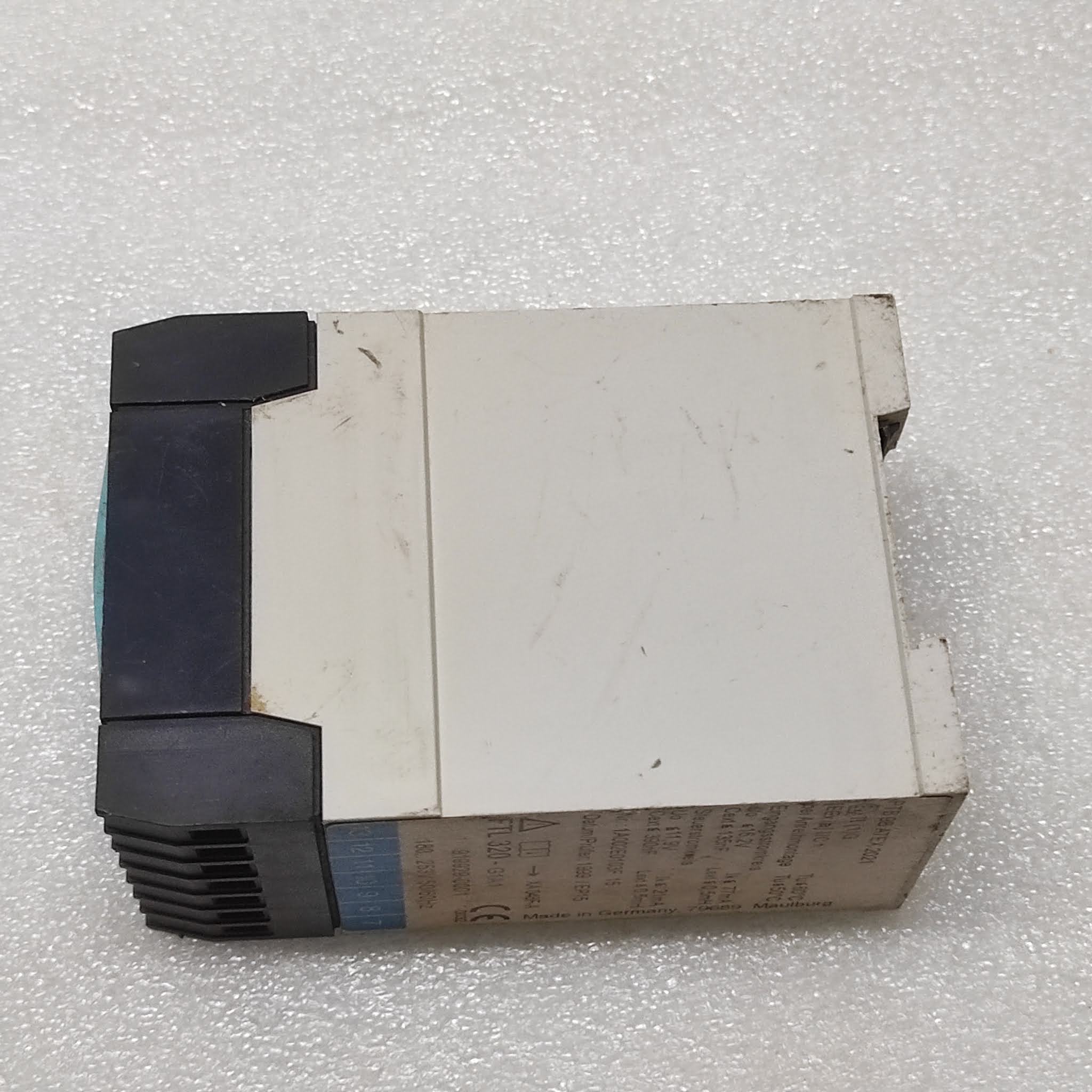 ENDRESS HAUSER FTL 320 LIMIT LEVEL SWITCH 919929-0001 FTL320-G1A1