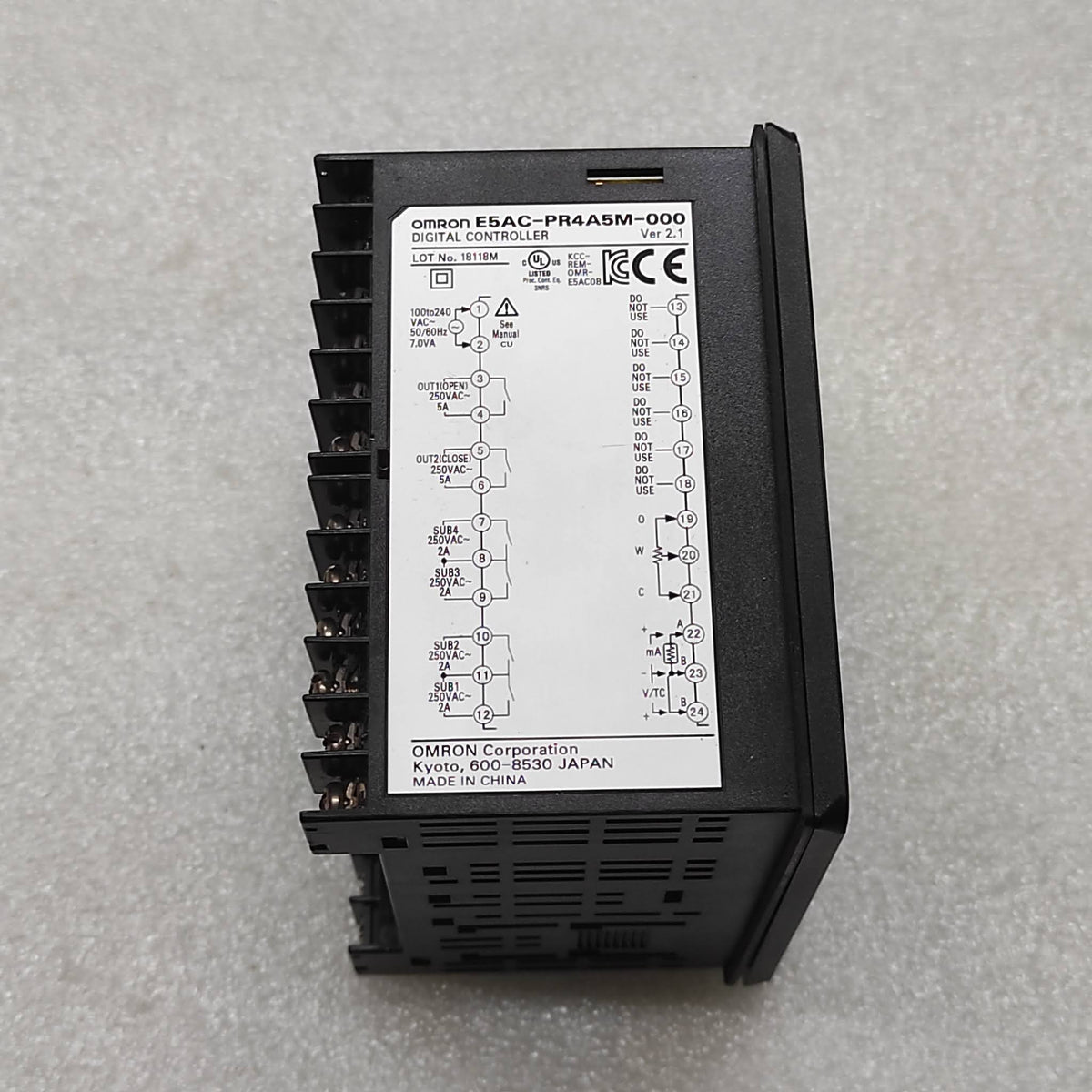 OMRON E5AC-PR4A5M-000 DIGITAL CONTROLLER 100-240VAC E5AC