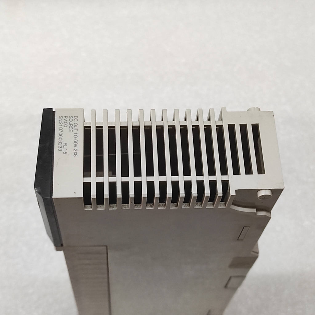 SE 140DDO84300 10-60 VDC OUTPUT MODULE