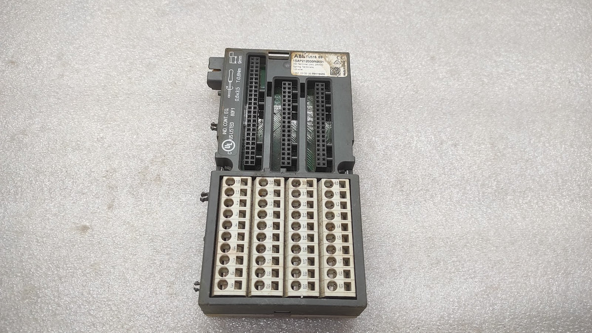 ABB TU516 B9 I/O TERMINAL UNIT 1SAP212000R0001