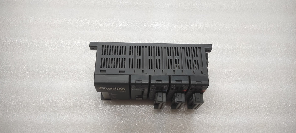 KOYO DIRECT LOGIC 205 PLC D2-04B-1 PS D2-240 CPU D2-16ND3-2 IN D2-12TR OUT