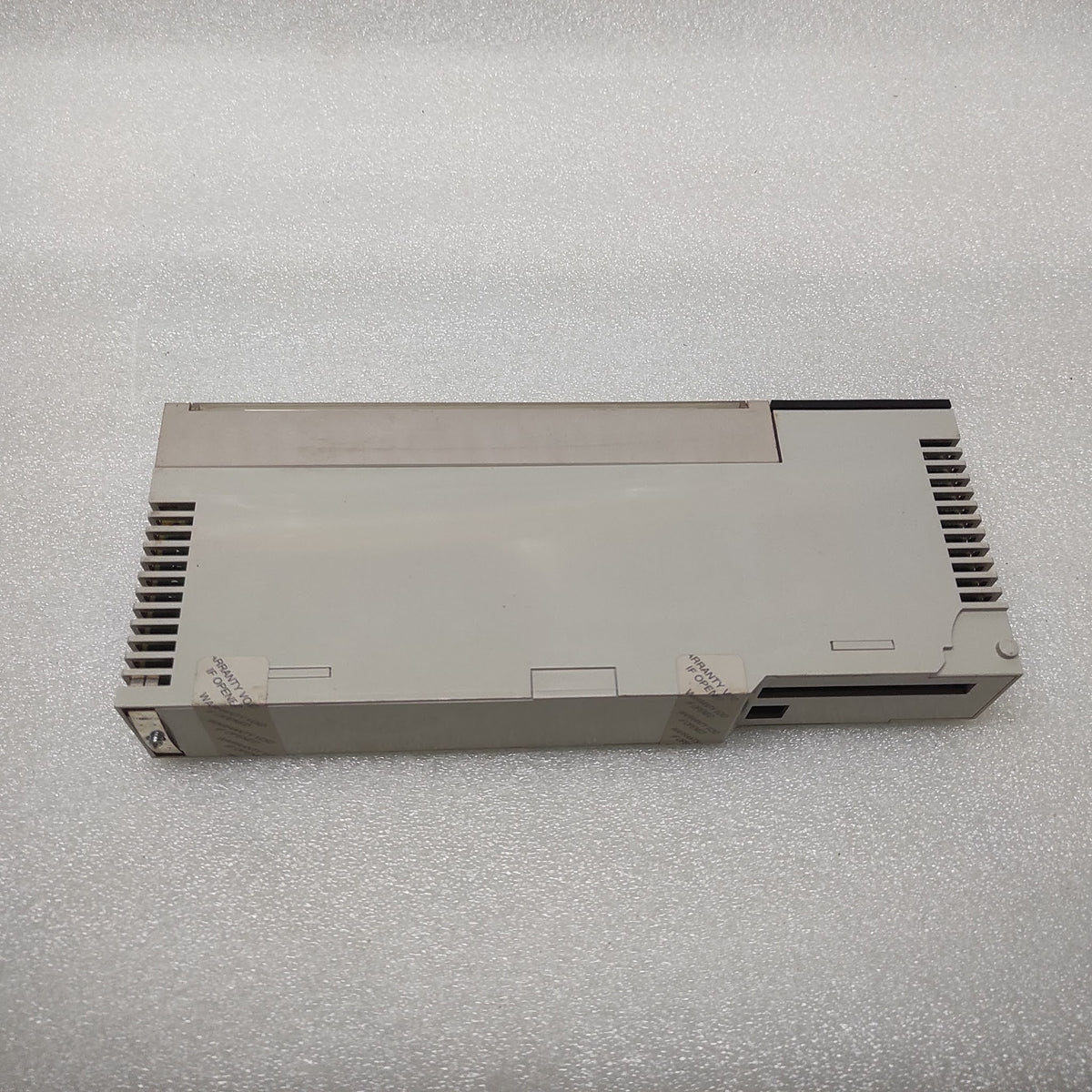 SE 140ACO02000 ANALOG OUTPUT MODULE