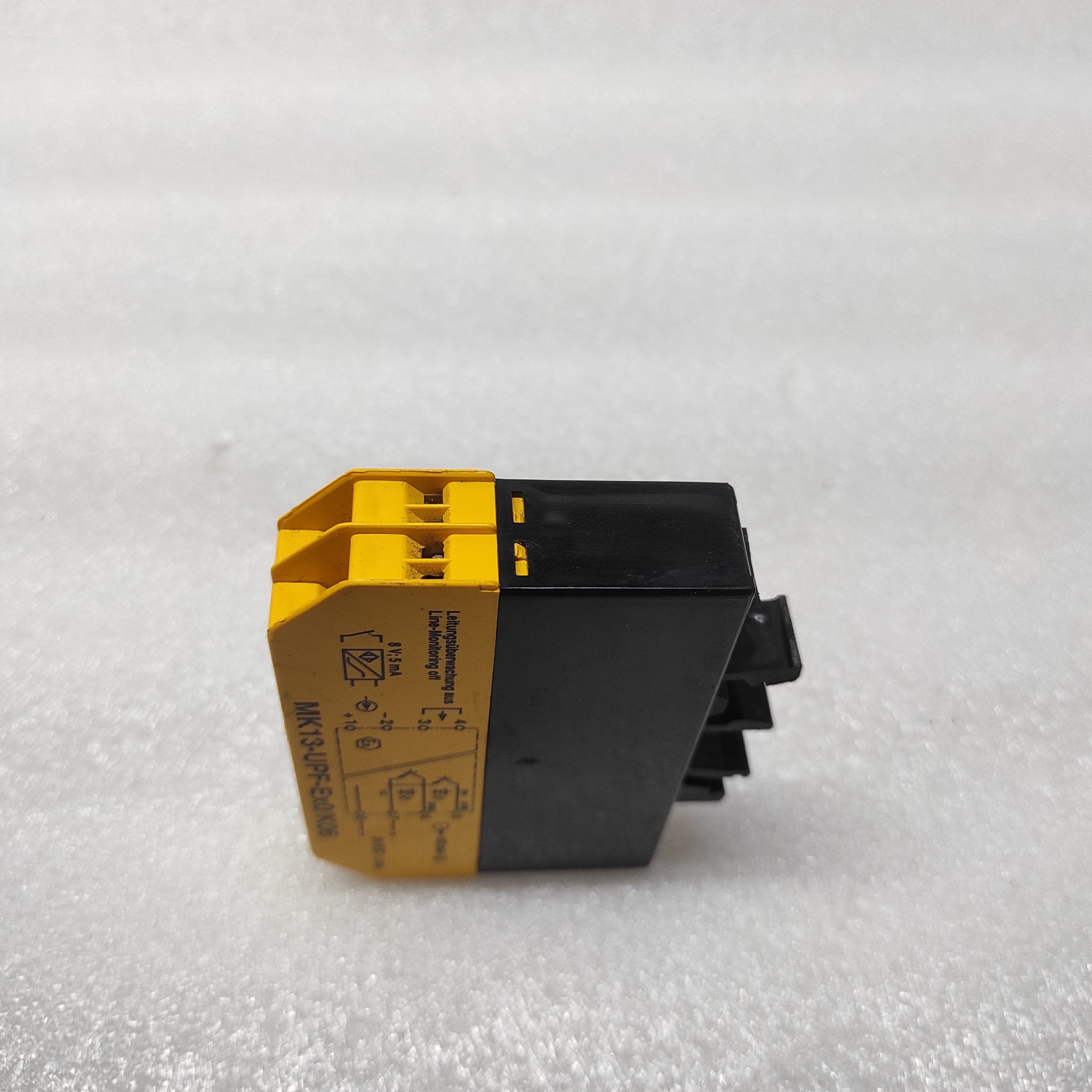 TURCK MK13-UPF-EX0/K06 SAFETY BARRIER 24VDC