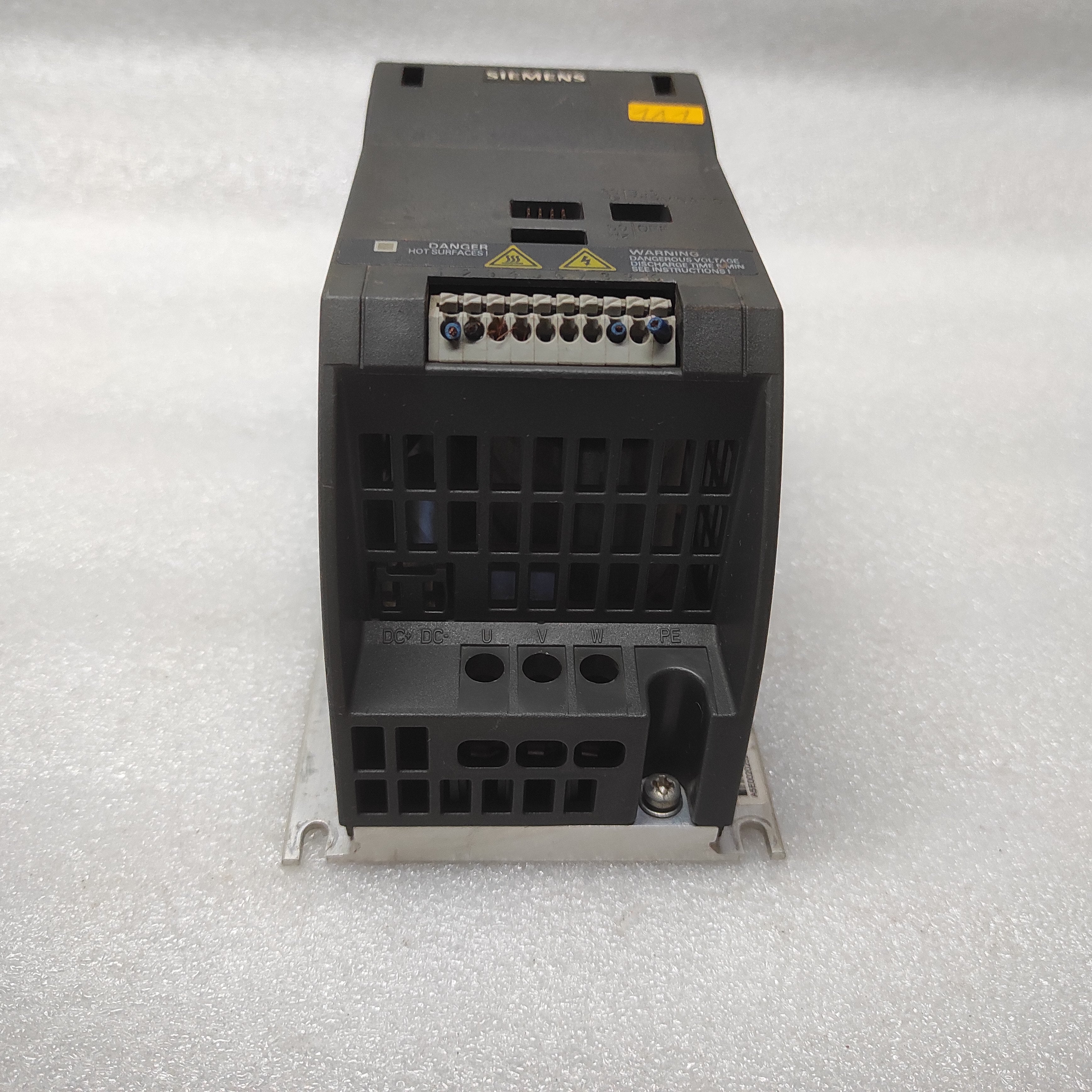 SIEMENS SINAMICS G110 CPM110 0.75kW DRIVE 6SL3211-0KB17-5BA0 200-240V