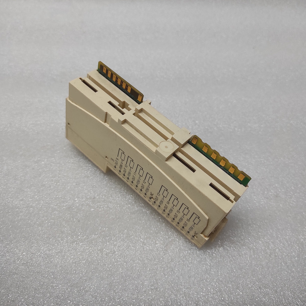 SE STB DDO3705 DIGITAL OUTPUT MODULE DDO3705