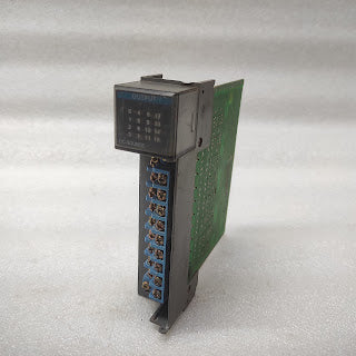 ALLEN BRADLEY CAT 1746-OB16 SLC500 OUTPUT MODULE