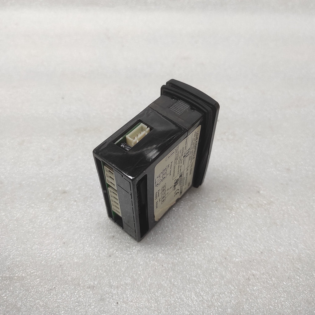 LOVE CONTROLS TS3-50040 DIGITAL TEMPERATURE SWITCH 24VAC/16-32VDC DWYER