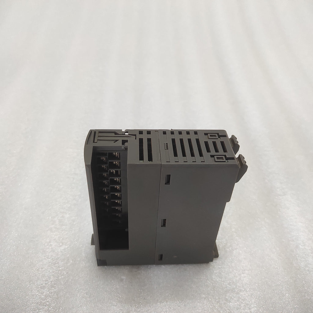 FUJI ELECTRIC NP1AX04-MR ANALOG INPUT MODULE NP1AX04MR