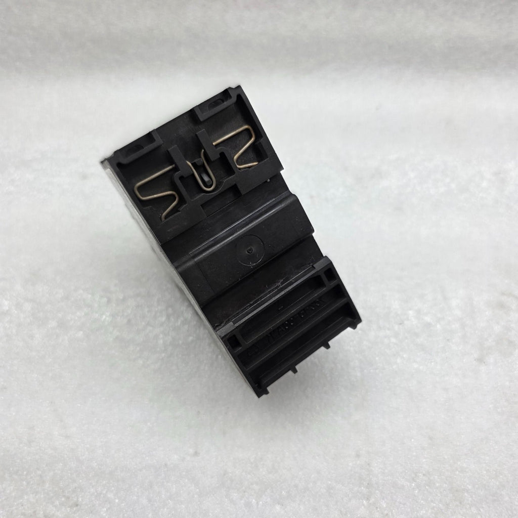 ALLEN BRADLEY CAT 140M-C2E-B40 MOTOR PROTECTOR BREAKER 2.5-4.0A