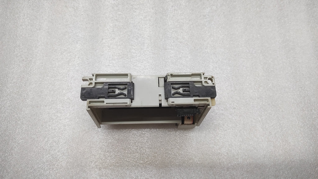 ALLEN BRADLEY CAT 1769-IQ16 COMPACT I/O MODULE