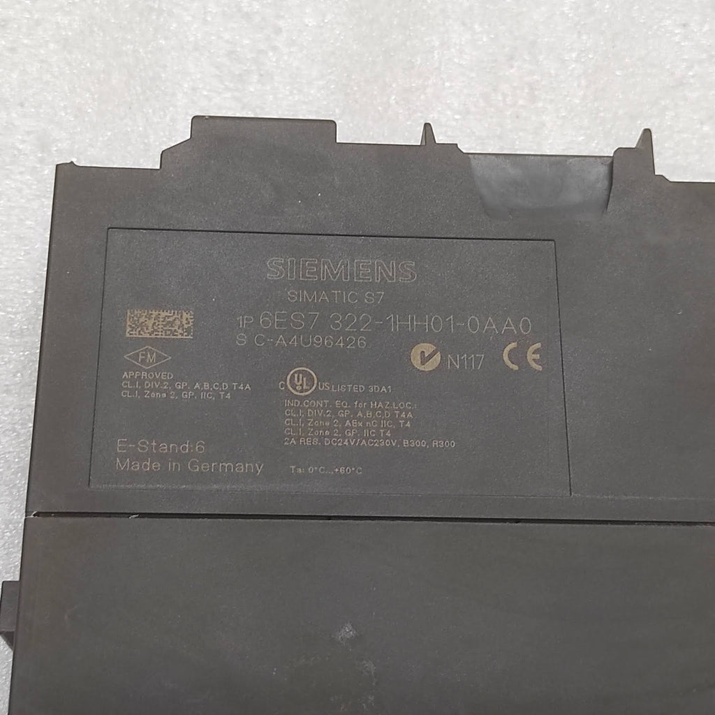 SIEMENS 6ES7 322-1HH01-0AA0 OUTPUT MODULE