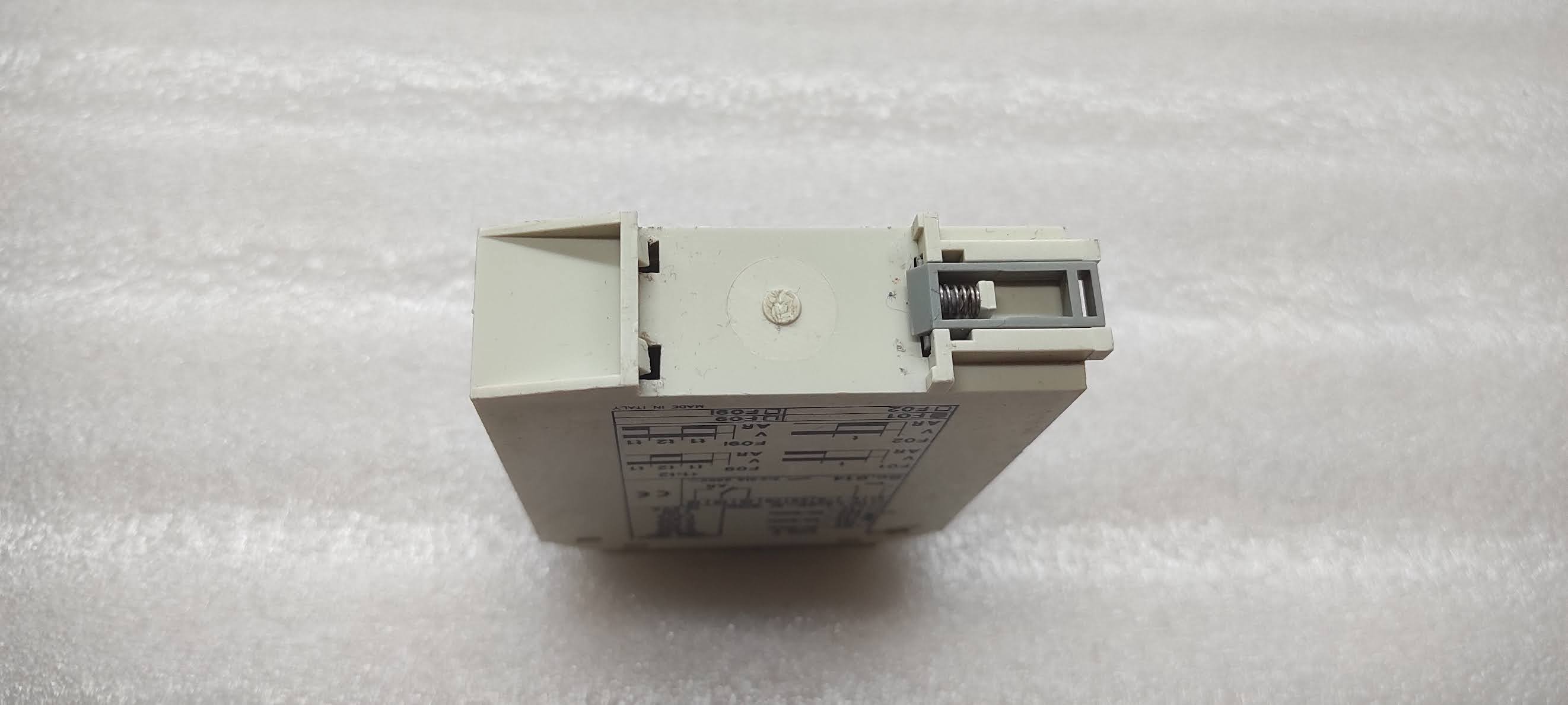 CDC TZ60 24V AC-DC 0.05-3 10MINUTE TIMER RELAY