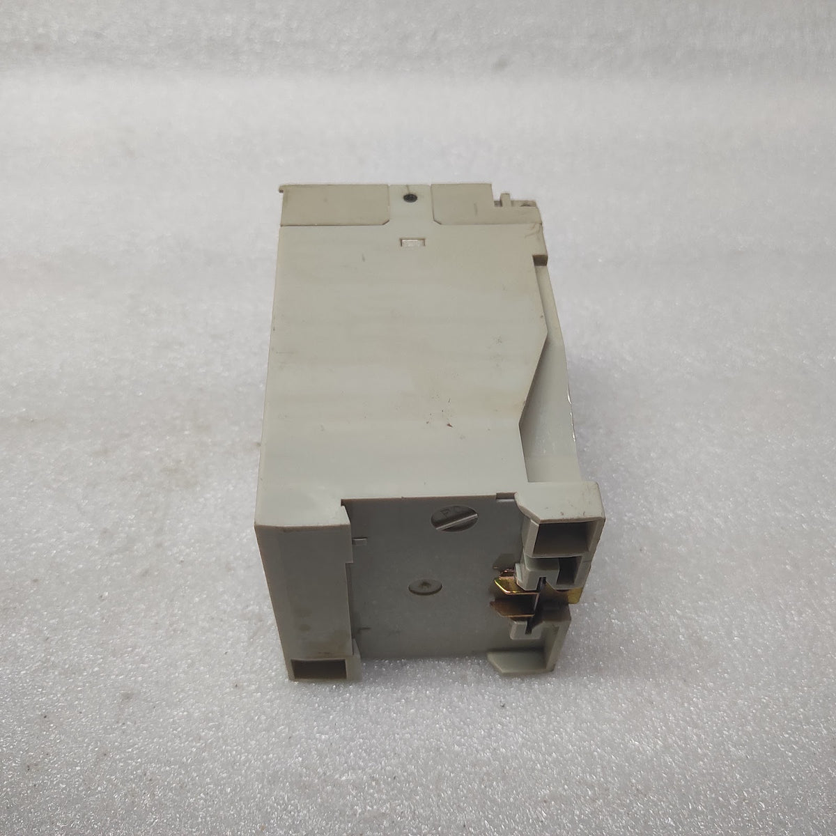 CROMPTON 253 PAOW PROTECTOR 415V