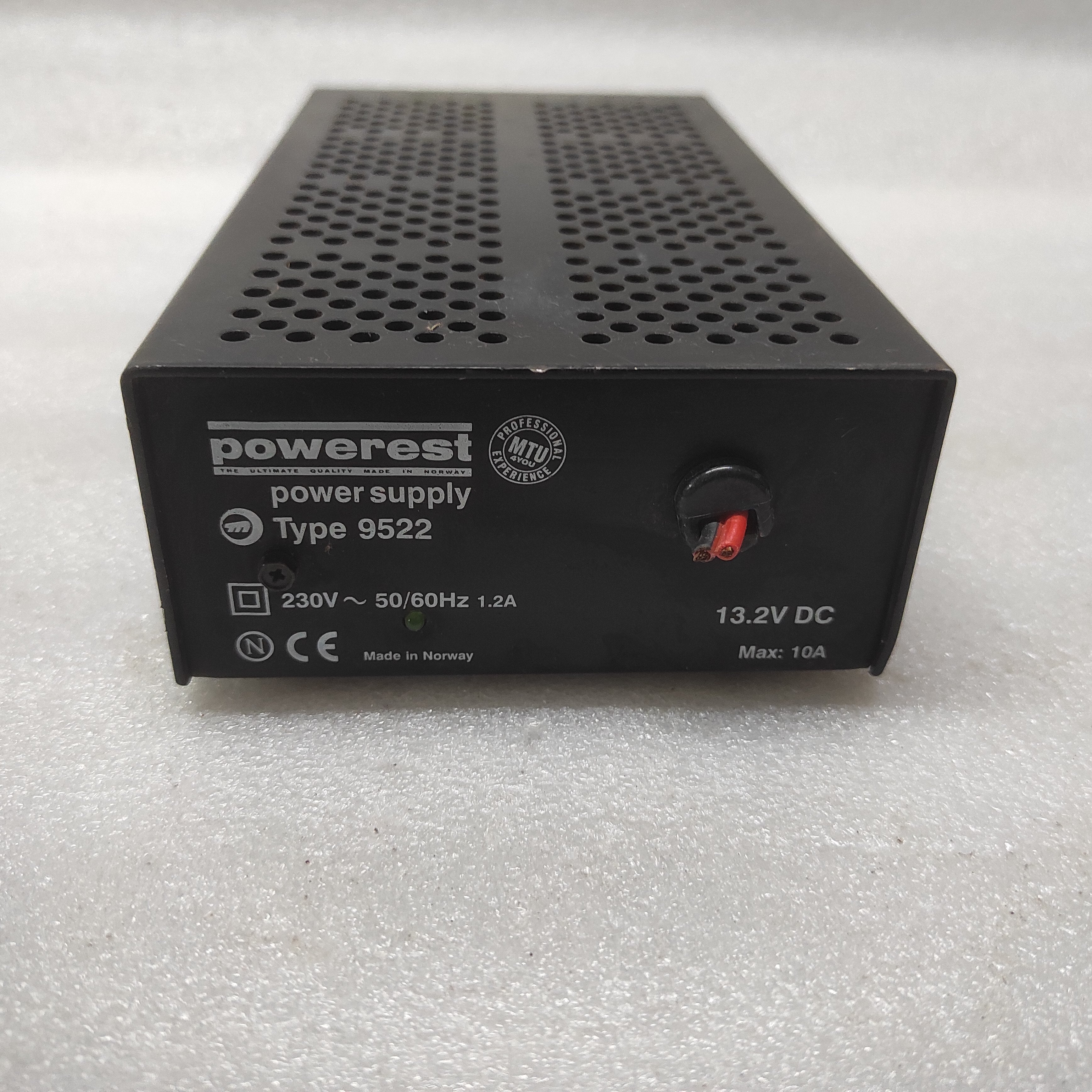 POWEREST 9522 POWER SUPPLY 13.2VDC 10A