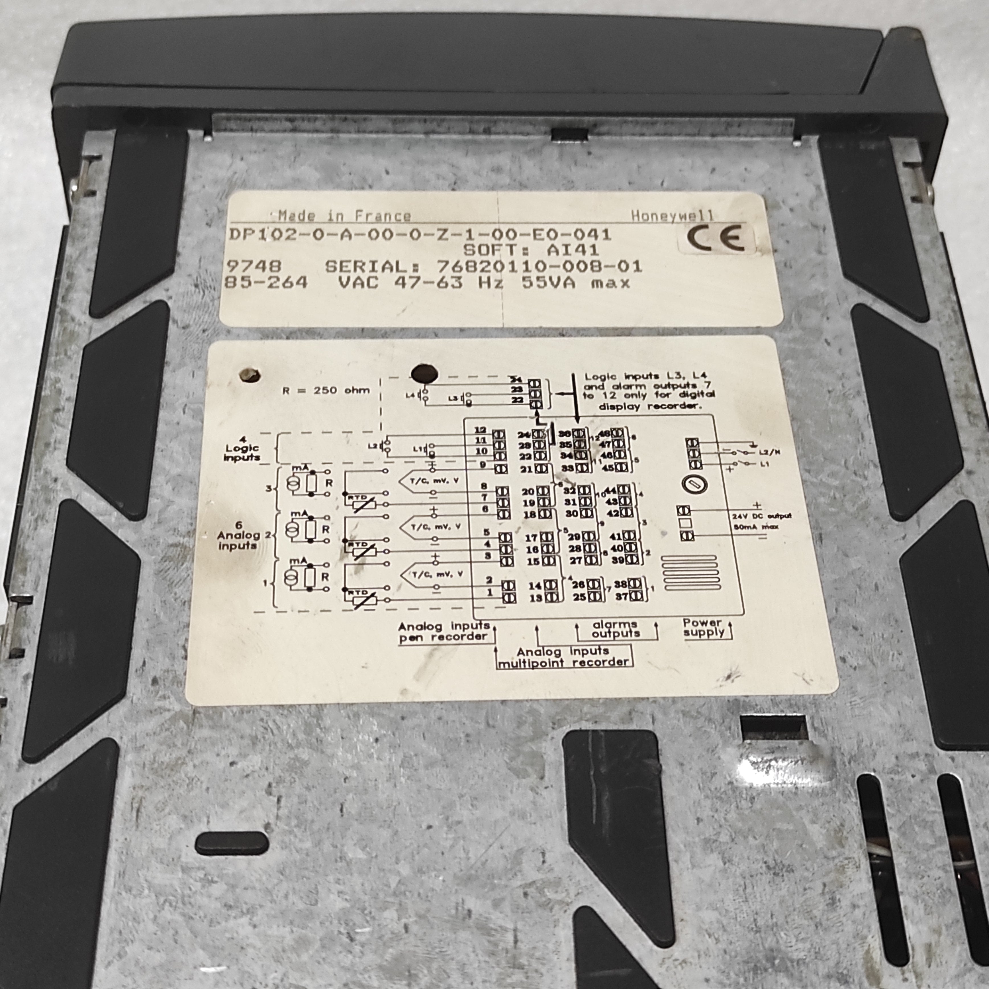 HONEYWELL DP102 CHART RECORDER DP102-0-A-00-0-Z-1-00-E0-041 85-264VAC
