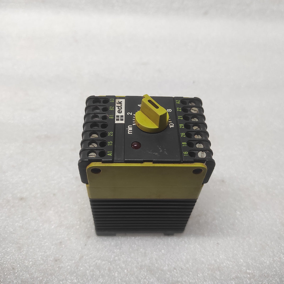 TELE EDK TIME RELAY 0-10MIN 220V