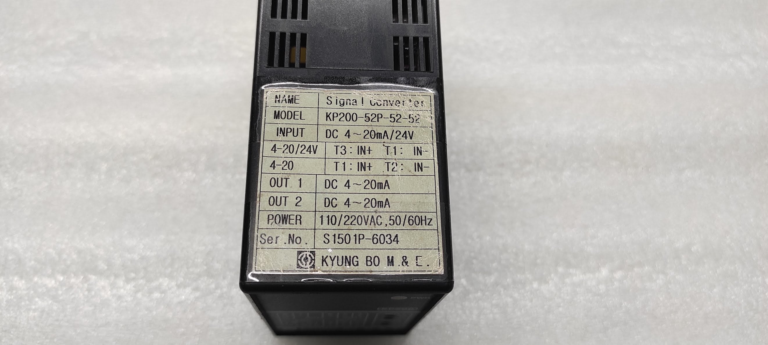 KYUNG KP200-52P-52-52 SIGNAL CONVERTER 110/220VAC