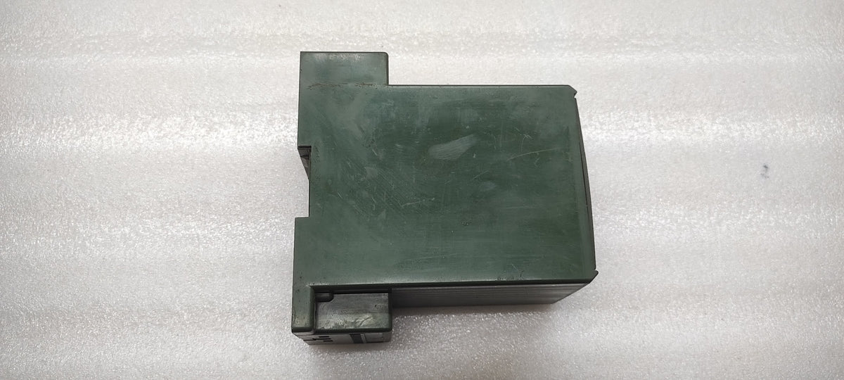 GOSSEN KWC-2 440/220V 1200/5A 200VAC
