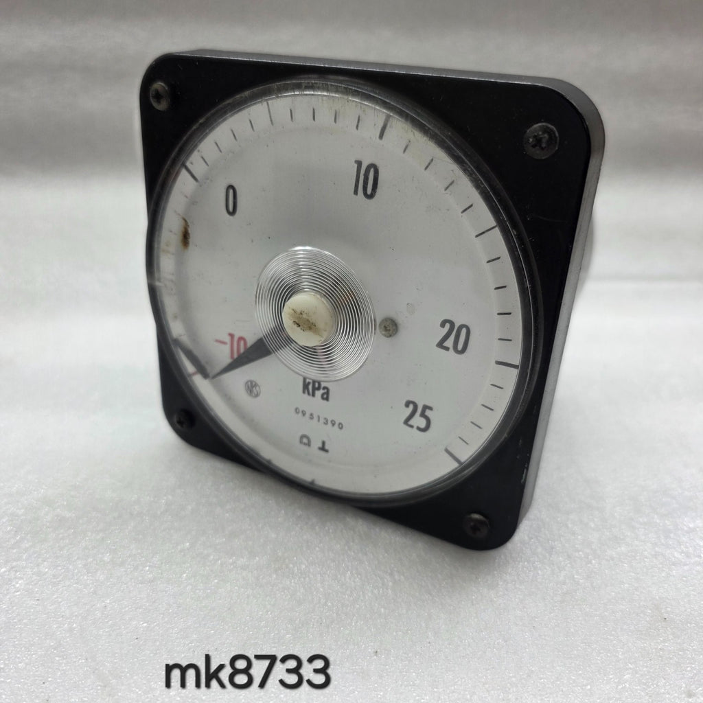 YOKOGAWA DC AMMETER NAGANO KEIKI KR51 0951390 25kPa