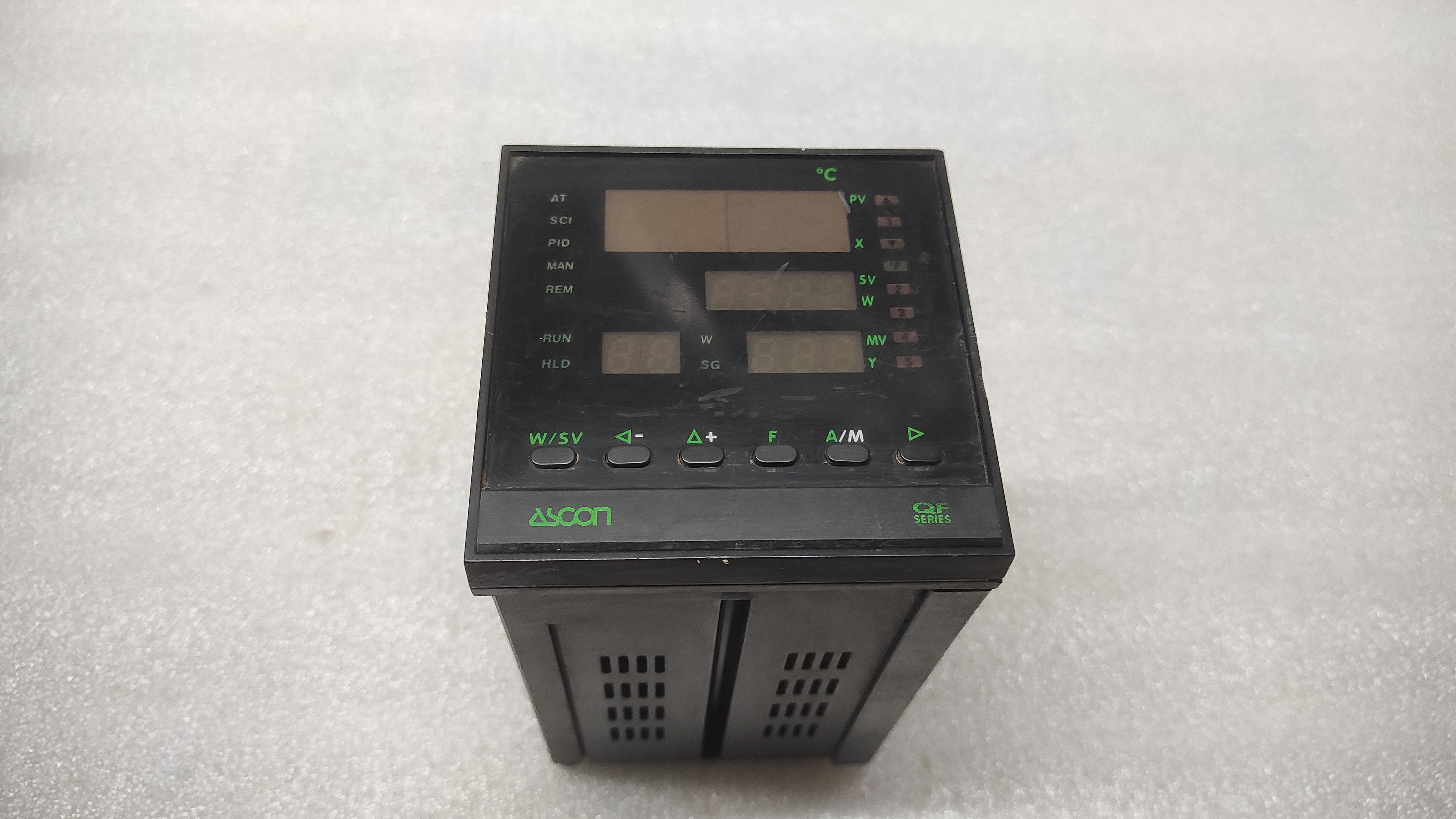 ASCON QF-3000/ADA TEMPERATURE CONTROLLER 100-240VAC