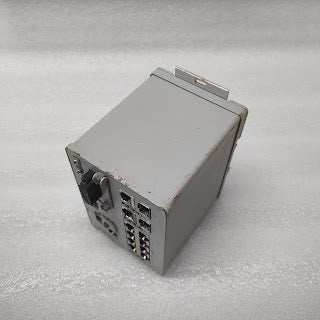 ALLEN BRADLEY STRATIX 5700 ETHERNET SWITCH 1783-BMS10CL