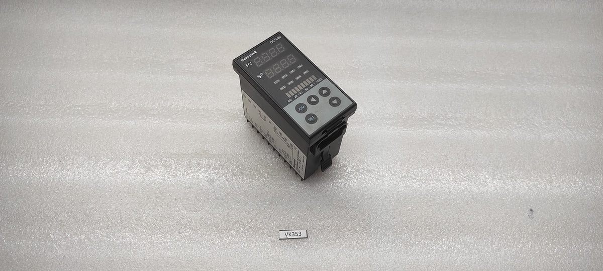 HONEYWELL DC1020 TEMPERATURE CONTROLLER DC1020CT30100B-E 85-265V